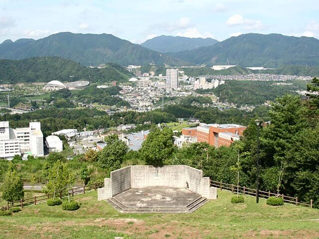 広島市立大学上の公園